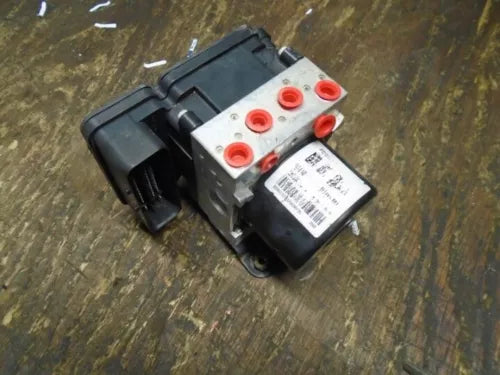 2014-2017 Honda Odyssey ABS Anti-Lock Brake Pump Assembly OEM With Warranty - Used