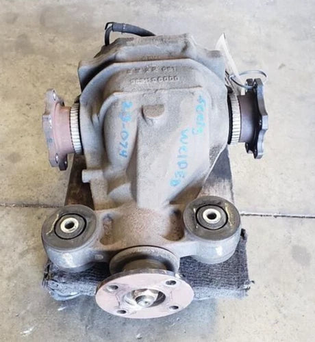 2003-2009 Nissan 350Z MT 3.538 Ratio Rear Axle Differential Carrier Assembly OEM - Used