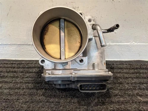 2015-2017 Hyundai Genesis 2017 Genesis G80 Throttle Body Assembly 3.8L Sedan OEM - Used
