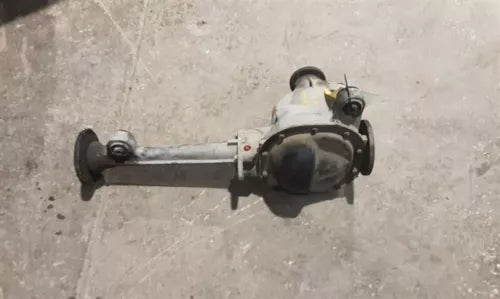 2003-2006 Ford Expedition Carrier Front Axle 3.73 Ratio - Used OEM Auto Part