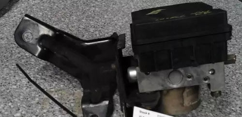 2004-2006 NISSAN MAXIMA ANTI LOCK BRAKE ABS PUMP ASSEMBLY W/O VDC OEM 04 05 06 - Used