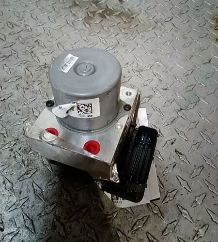 2013-2015 Hyundai Genesis ABS Anti Lock Brake Pump Assembly Cpe 2.0L 3.8L OEM - Used