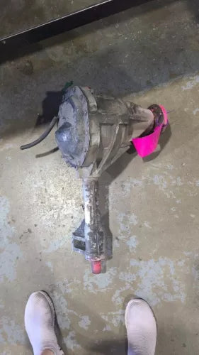 2002-2005 Dodge Ram 1500 OEM Front Axle Differential Carrier Assembly 3.92 Ratio - Used