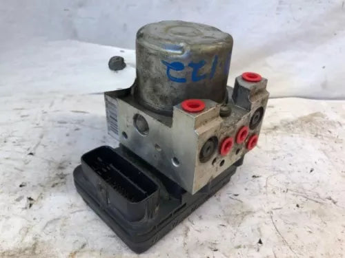 2005-2006 Toyota Tundra ABS Anti-Lock Brake Actuator Pump And Assembly 4x2 OEM - Used