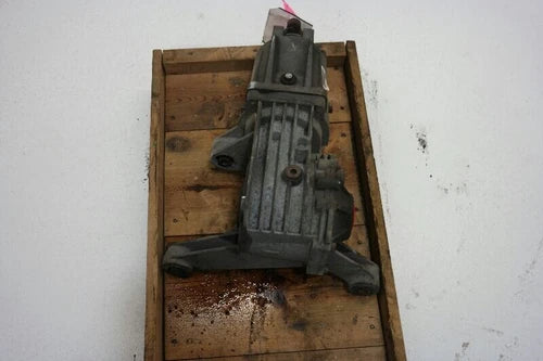2004-2006 Chrysler Pacifica Rear Differential Carrrier AWD in Warranty OEM - Used