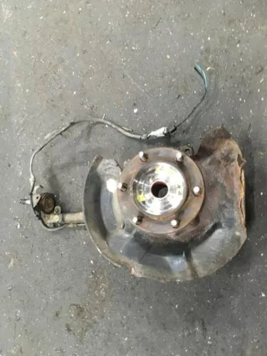 2004-2006 Toyota Tundra Front Right Passenger RH Side Spindle Knuckle Assembly - Used OEM Auto Part