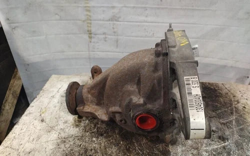 2007-2014 Lincoln Navigator Rear Axle Differential Carrier 3.73 Ratio OEM - Used