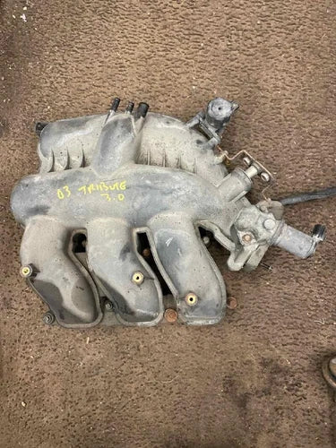 2001-2004 Ford Escape Upper Mazda Tribute Intake Manifold 3.0L OEM - Used