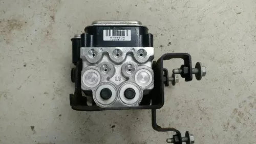 2000-2002 Chevrolet Tahoe ABS Pump Assembly with Warranty OEM - Used