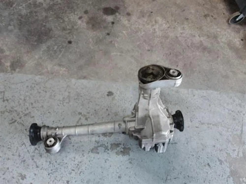 2003-2006 Porsche Cayenne Front Axle Differential Carrier With Warranty OEM - Used