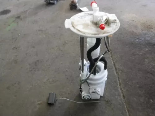 2017-2020 Nissan Titan ,Titan XD Fuel Pump Assembly OEM - Used