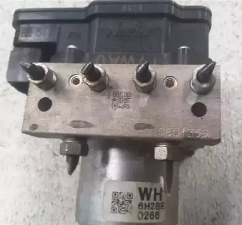 16-18 Honda HR-V ABS Anti-Lock Brake Pump Module Assembly AT FWD OEM - Used