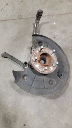 2012-2023 Dodge Charger Passenger RH Front Spindle Knuckle Assembly W/o Abs Oem - Used