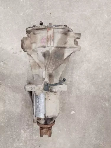 2001-2004 Ford Escape Mazda Tribute Rear Axle Differential Carrier Assembly OEM - Used