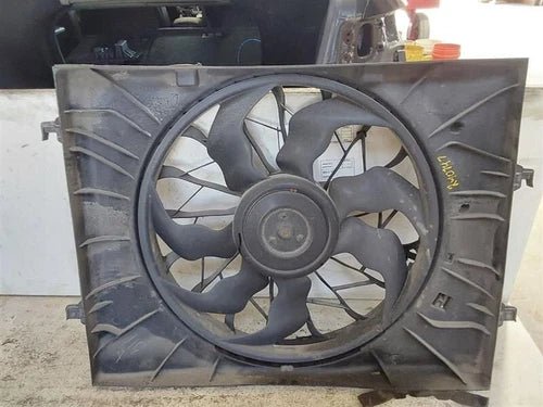 2016-2020 Kia Optima 2.4L Radiator Motor Cooling Fan Assembly OEM - Used
