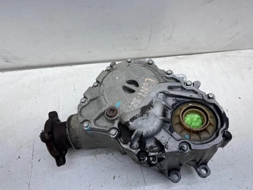 2013-2019 Ford Explorer 3.5L Transfer Case w/ Oil Cooler Assembly OEM - Used