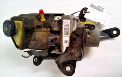 2013 Nissan Altima Sedan Power Steering Pump Assembly OEM - Used