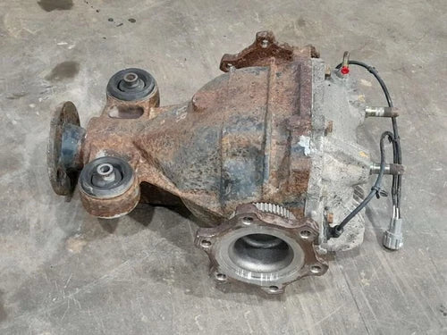 2005-2012 Nissan Pathfinder Rear Axle Differential Carrier 3.36 Ratio OEM - Used
