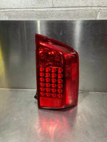 INFINITI QX56 RH RIGHT Passenger Tail Light Assembly 2004 - 2010 - Used OEM Auto Part