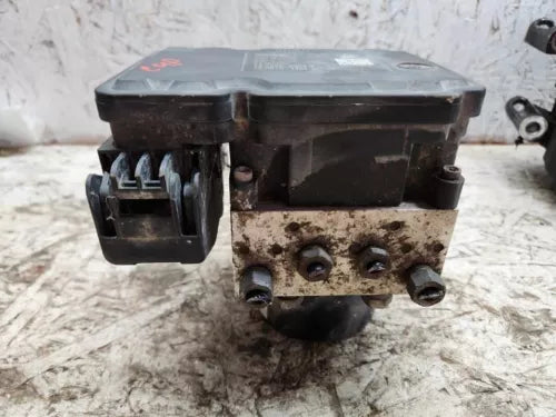 2011 GMC Terrain ABS Anti Lock Brake Pump Assembly With Warranty OEM - Used