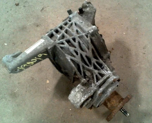 2005-2006 CADILLAC SRX REAR DIFFERENTIAL CARRIER 3.90 RATIO OPTION GW1 - Used OEM Auto Part