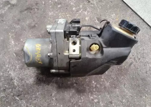 2016-2023 Nissan Maxima Power Steering Pump OEM - Used