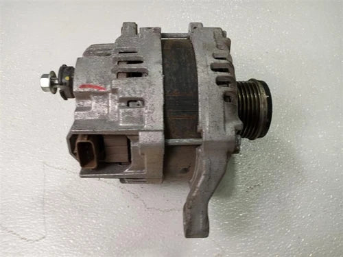 2019 Mitsubishi OUTLANDER Alternator - Used OEM Auto Part