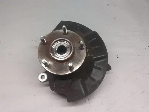 2014-2019 Kia Soul Driver Left Front Spindle Knuckle OEM - Used