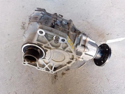 2017-2019 Hyundai Santa Fe Transfer Case Assembly OEM - Used