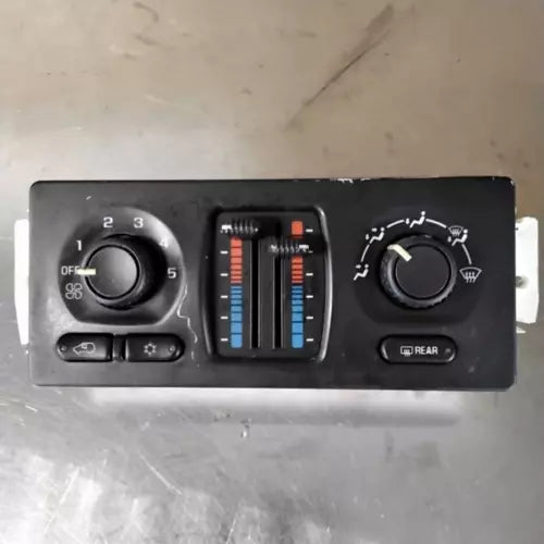 2004-2005 GMC Envoy XUV Manual Climate AC Heater Temperature Control OEM - Used