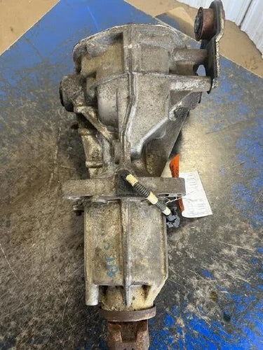 2005 2006 2007 Ford Escape Rear Axle Differential Carrier Assembly OEM - Used