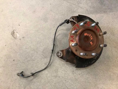 2003-2007 Hummer H2 Passenger Right Front Spindle Knuckle OEM - Used