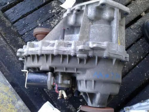 2006 Ford Explorer Transfer Case Assembly OEM - Used