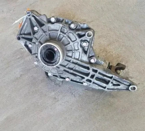 2002-2009 Chevy Trailblazer Front Axle Differential Carrier 3.73 Ratio Opt GT4 - Used OEM Auto Part