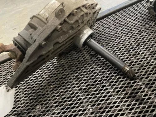 2002-2009 GMC Envoy Front Differential Carrier 3.42 Ratio Opt GU6 in Warranty - Used OEM Auto Part