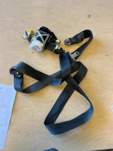 2007-2011 Dodge Nitro Front Left Driver Seat Belt Retractor Assembly Black OEM - Used