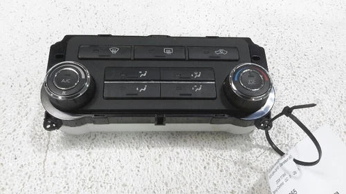 2008-2011 Nissan Titan AC Climate Temperature Control Crew Cab Unit OEM - Used