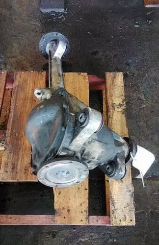 2004 2005 Ford Truck F150 3.55 Ratio Front Axle Differential Carrier New Style - Used OEM Auto Part