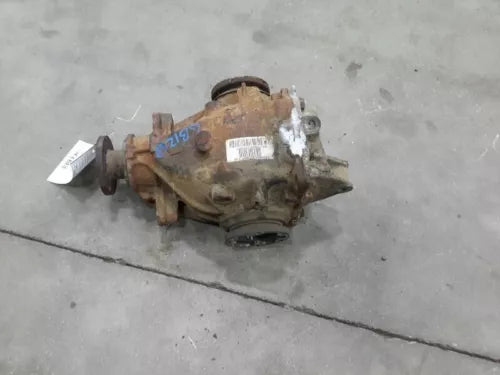 2001-2006 BMW 325i Rear Axle Differential Carrier OEM - Used