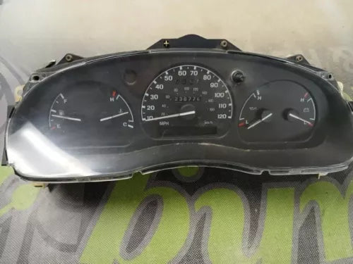 1995-1997 Ford Ranger Speedometer Gauges Cluster MPH Without Tachometer OEM - Used