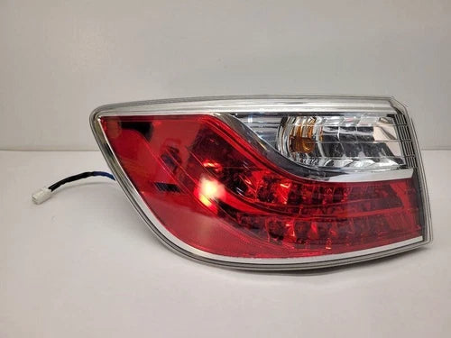 2010-2012 Mazda CX-9 Left Driver Side Tail Light Assy quarter panel mounted OEM - Used
