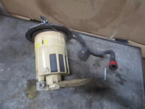 1999.-2000 Lexus RX300 Fuel Pump Assembly With Warranty OEM - Used