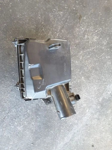 2014-2020 Mitsubishi Outlander 2.4L Air Intake Box Cleaner OEM - Used