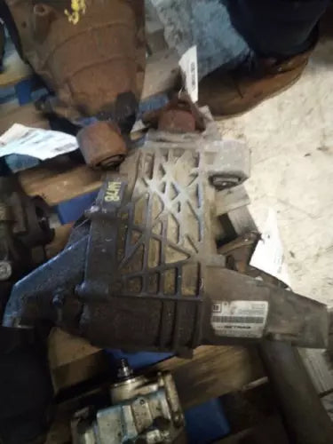 2005-2007 Cadillac CTS Rear Differential Carrier Assembly 3.42 Ratio OEM - Used
