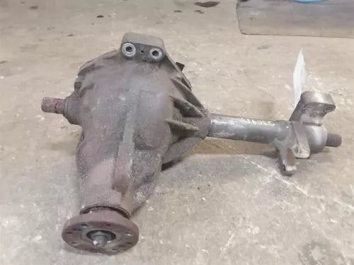 2006 2007 Mitsubishi Raider Front Diffeerential Carrier Assembly 3.55 Ratio Oem - Used