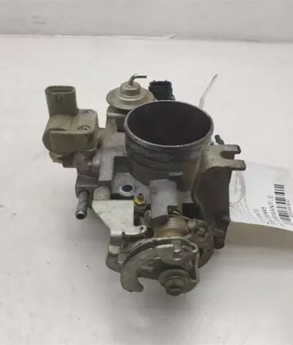 1996-2000 Toyota 4Runner Throttle Body Genuine OEM - Used