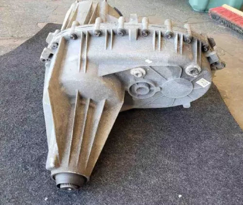 2007-2014 Cadillac Escalade Transfer Case Assembly - Used OEM Auto Part