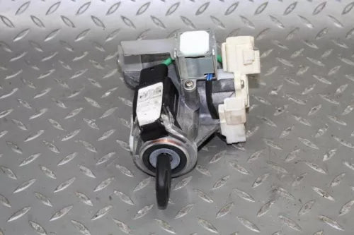 2001-2007 Toyota Sequoia Ignition Switch Assembly OEM - Used