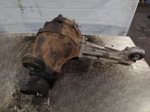2005-2010 Jeep Grand Cherokee Front Axle Differential Carrier Assembly 05-10 OEM - Used