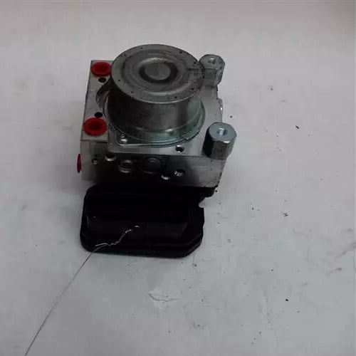 2016-2017 Toyota Tacoma ABS Pump Anti Lock Brake Pump Module Assembly OEM - Used